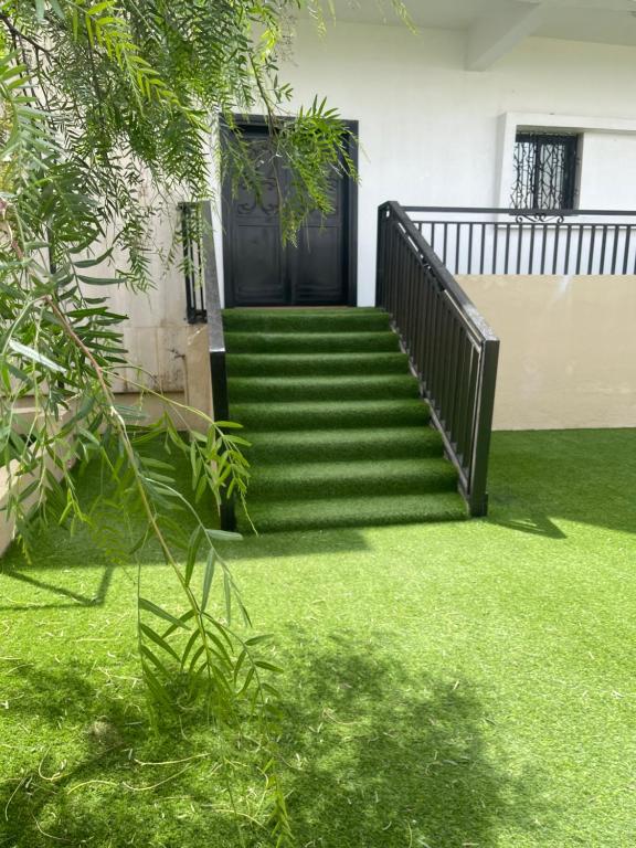 Ogród w obiekcie فيلا ممشى الضباب