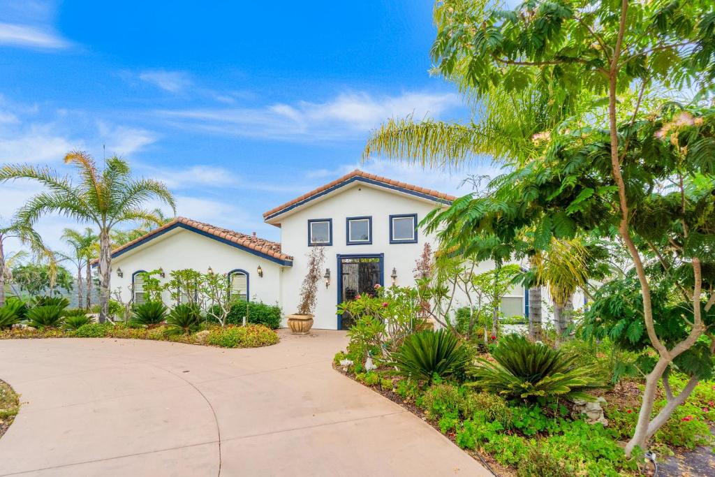 Alta Vista Villa, Vista (updated prices 2024)