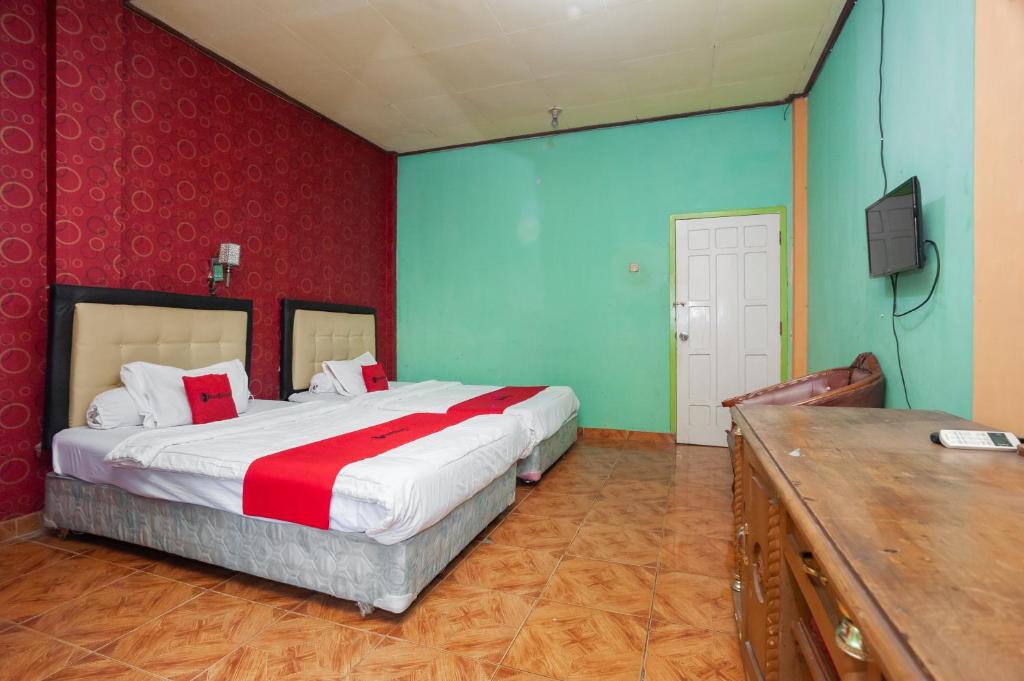 Reddoorz Syariah At Hotel Matahari 2 - Twin Room