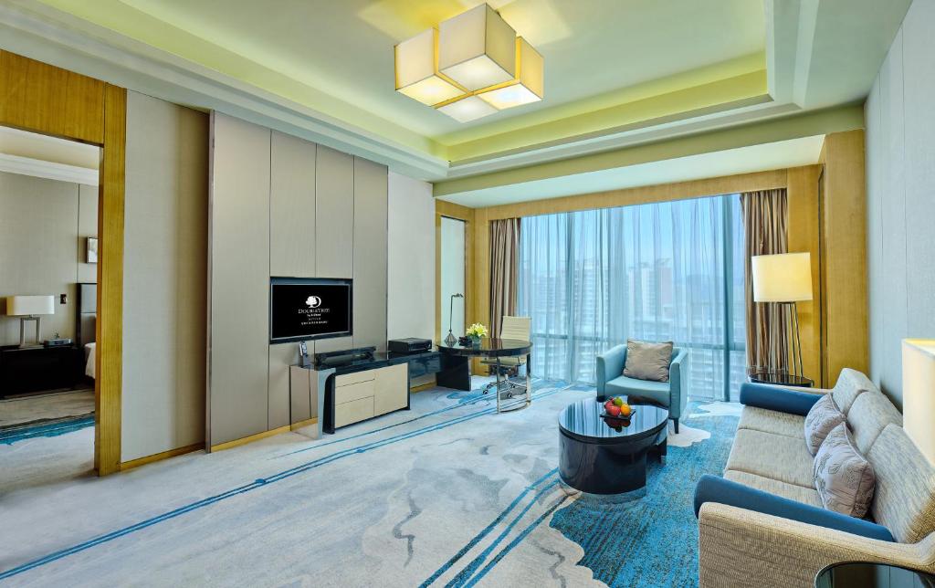 TV a/nebo společenská místnost v ubytování DoubleTree by Hilton Heyuan