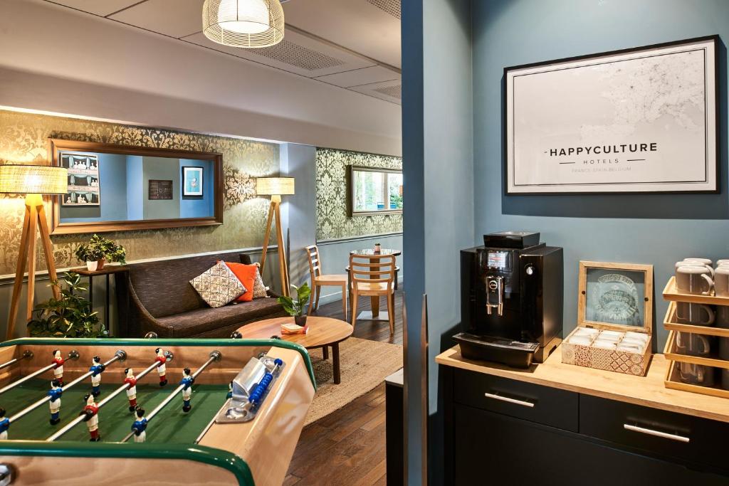 Hotel Magenta 38 by Happyculture - Resim 13