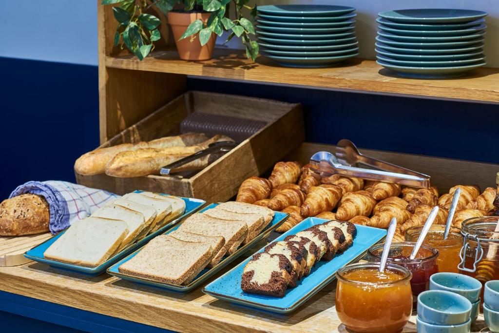 Hotel Magenta 38 by Happyculture - Resim 9