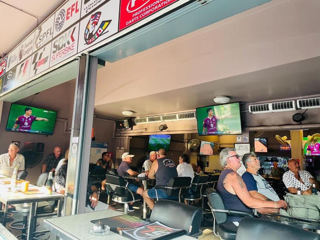 The Sports Lounge - Resim 12