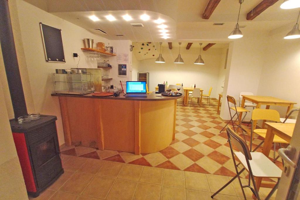 Kuchyň nebo kuchyňský kout v ubytování Paklenica Sport Apartments