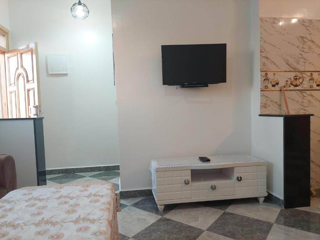 TV a/nebo společenská místnost v ubytování Appartement Al Hoceima