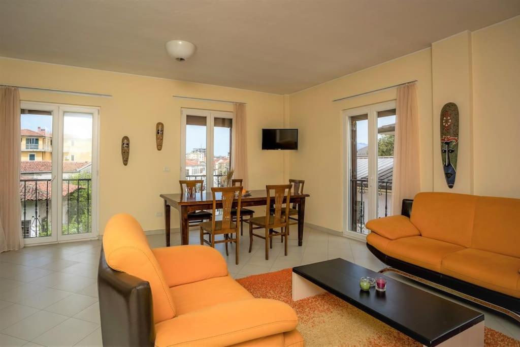 The City-Center Apartment - Image 5