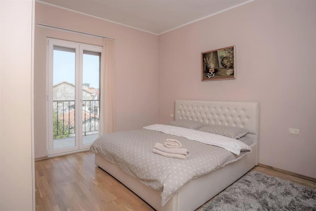 The City-Center Apartment - Image 7