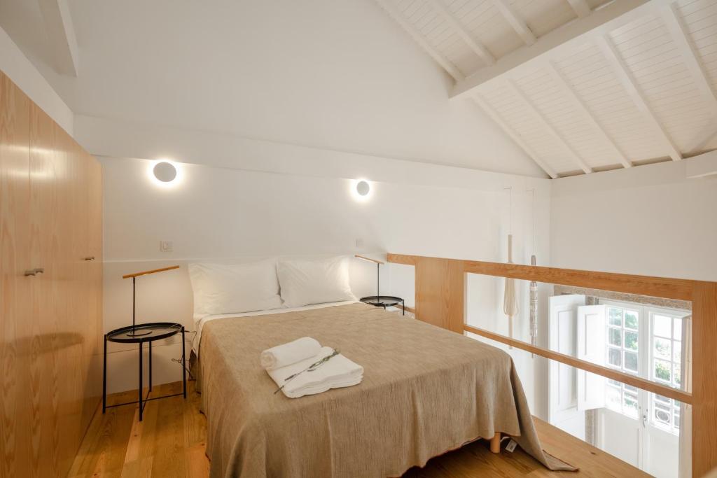 Gateway House Studio Apartments - 2