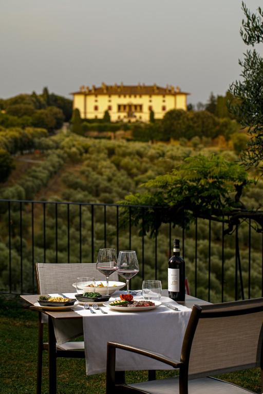 Nápoje v ubytovaní Tenuta di Artimino member of Meliá Collection Wine Resort