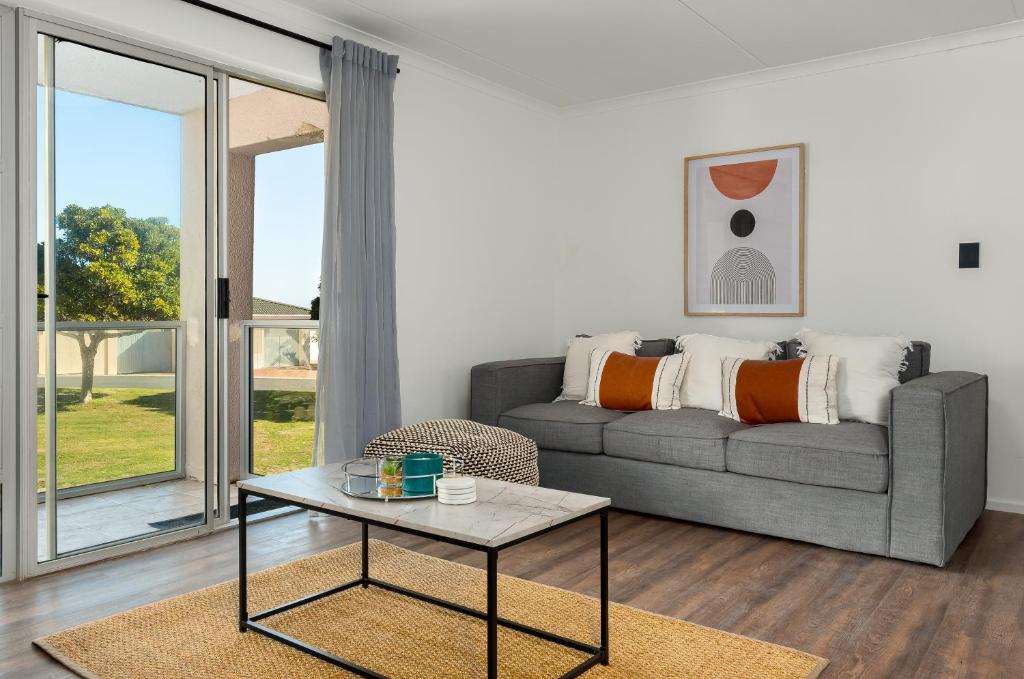 Apartment Valencia 54 Big Bay Beach Club, Cape Town, South Africa