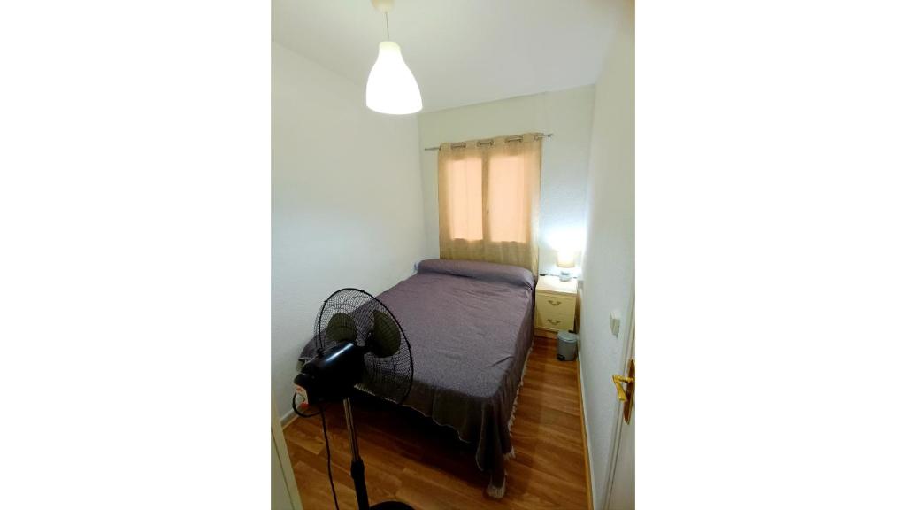 Habitación Cama grande doble 150 x190, Alicante – Precios ...