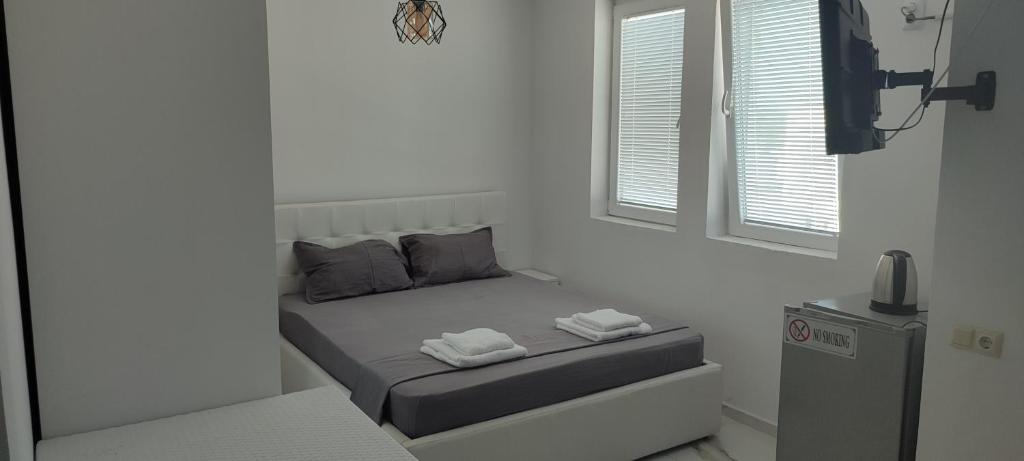 Golem Apartment - Image 2