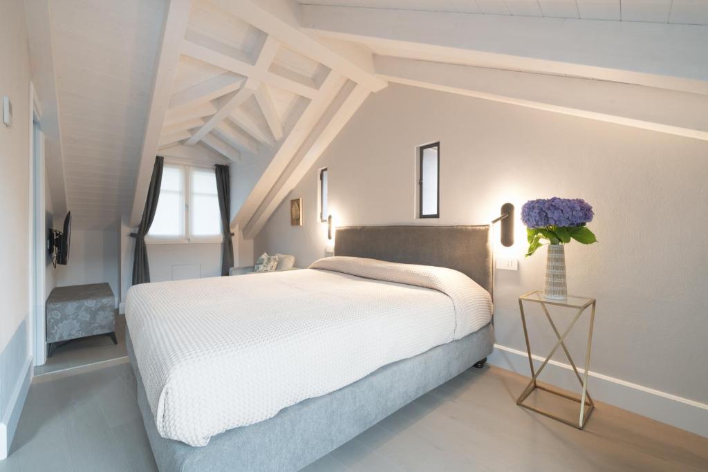 Postel nebo postele na pokoji v ubytování Rivalago B&B