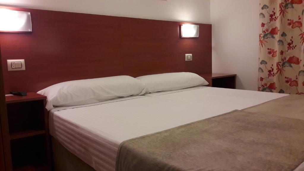 Hotel Torres Touriño - Habitación Cuádruple Económica