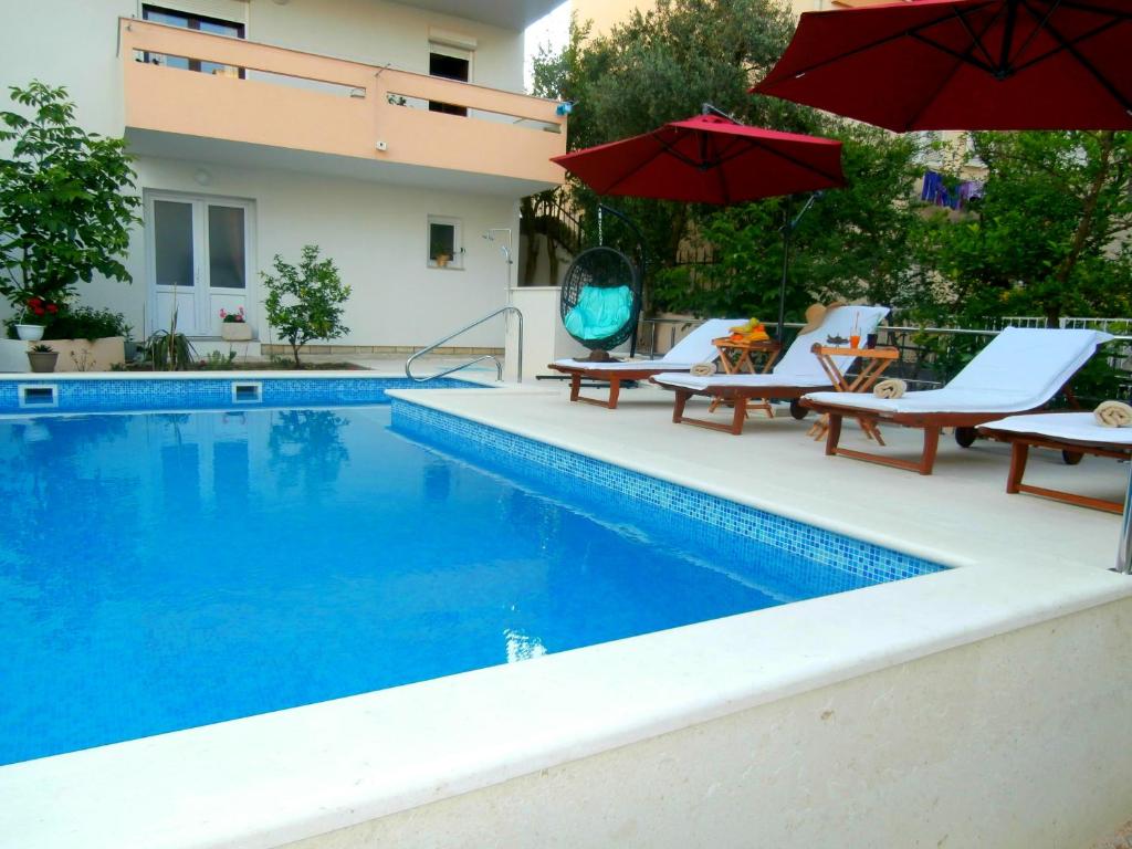 Bazén v ubytovaní Apartments Cordis alebo v jeho blízkosti