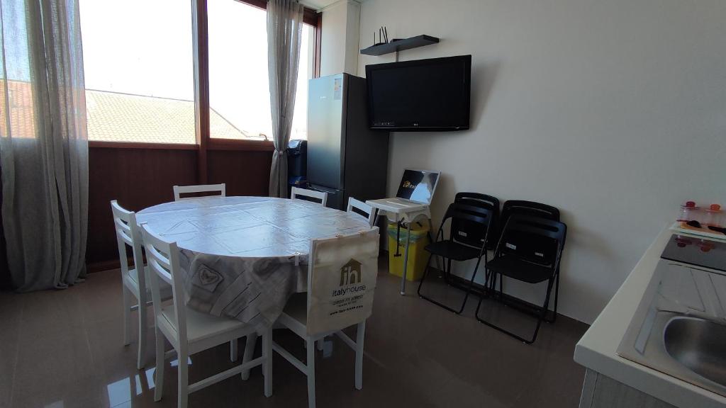 ITALY-HOUSE.COM Brigida 100 UP