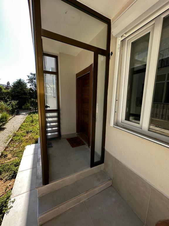 Balkón nebo terasa v ubytování Side Holiday House