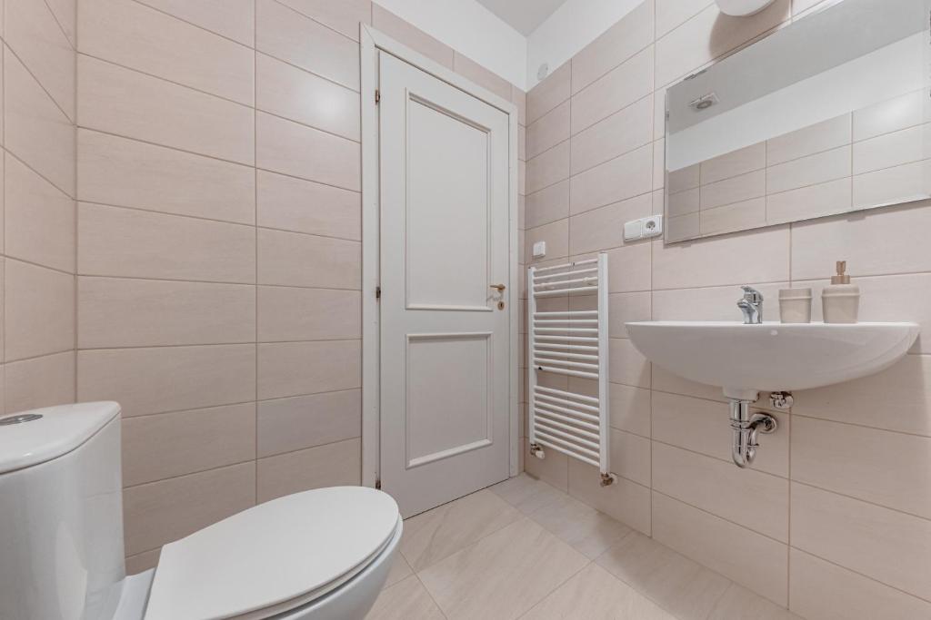 Vita Nejedleho apartments - One-Bedroom Apartment