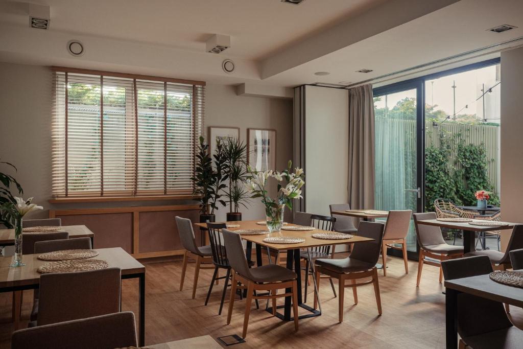 Posezení v ubytování Hotel Faros Gdansk Airport