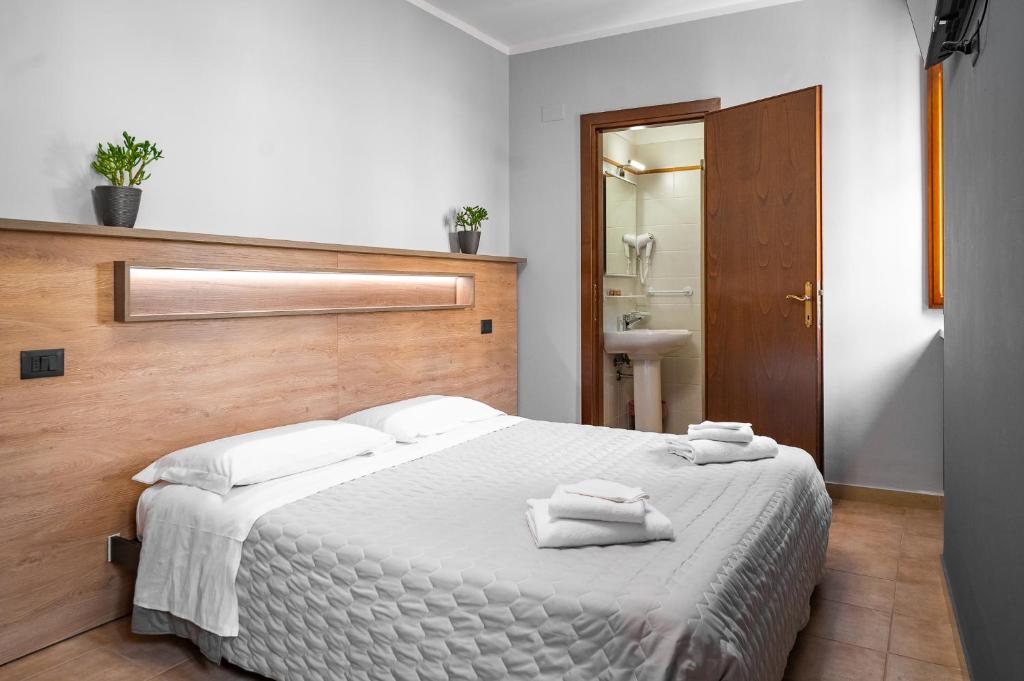 Roof Garden Rooms - 17