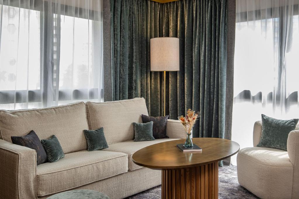 Hôtel Burdigala by Inwood Hotels - Resim 33