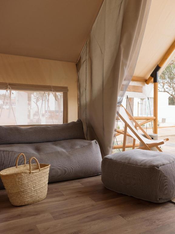 Posezení v ubytování wecamp Cadaqués