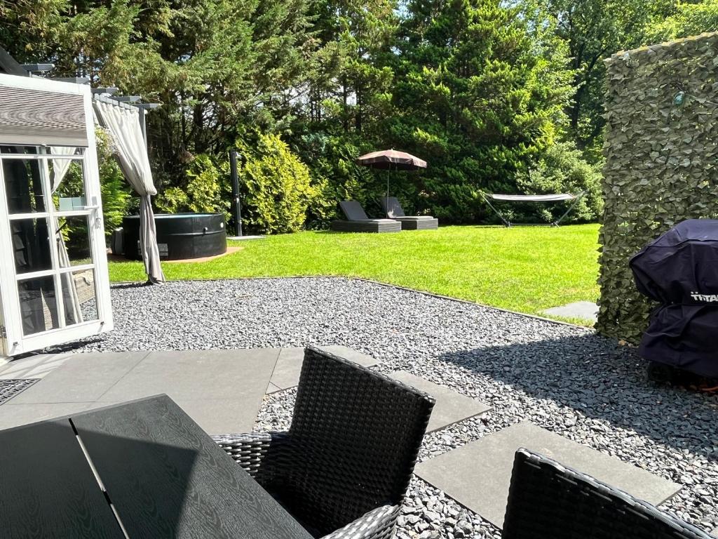 Zahrada ubytování Luxe Natuurhuisje met jacuzzi en haard in Drenthe, ECHTEN