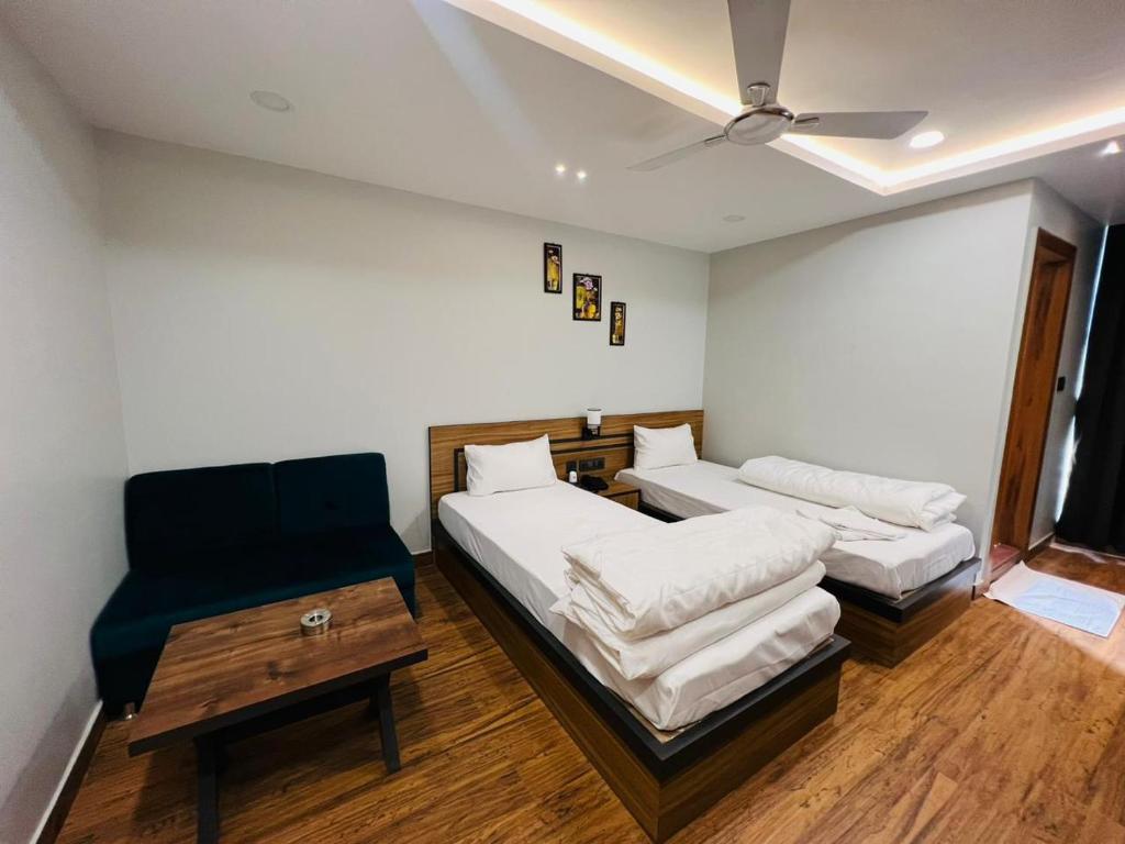 Postel nebo postele na pokoji v ubytování HOTEL ROYAL VANILLA