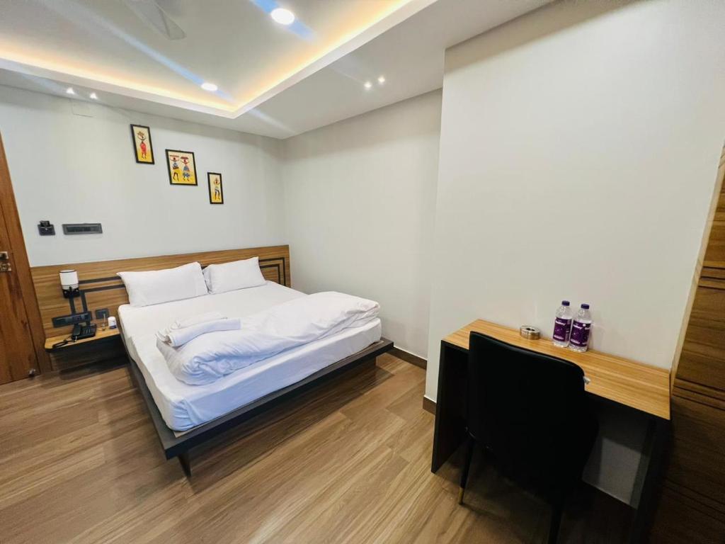 Postel nebo postele na pokoji v ubytování HOTEL ROYAL VANILLA