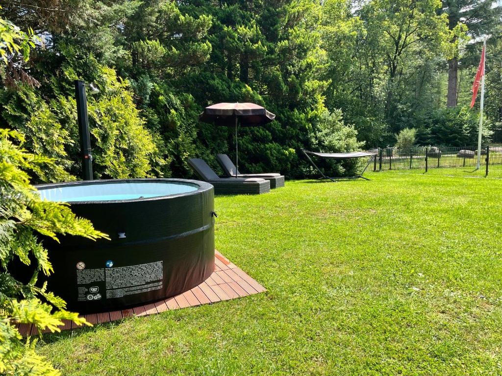 Zahrada ubytování Luxe Natuurhuisje met jacuzzi en haard in Drenthe, ECHTEN
