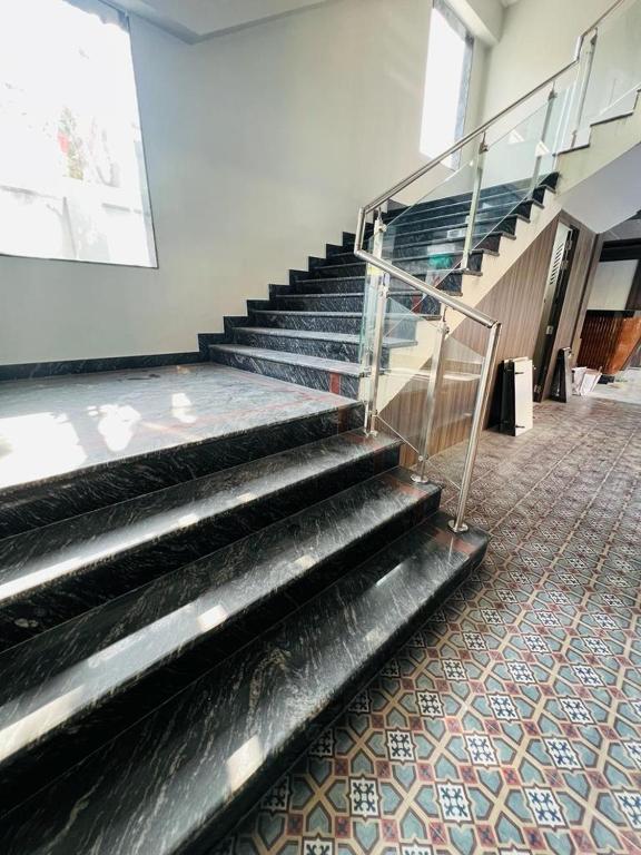 Fotografie z fotogalerie ubytování HOTEL ROYAL VANILLA v destinaci Siliguri