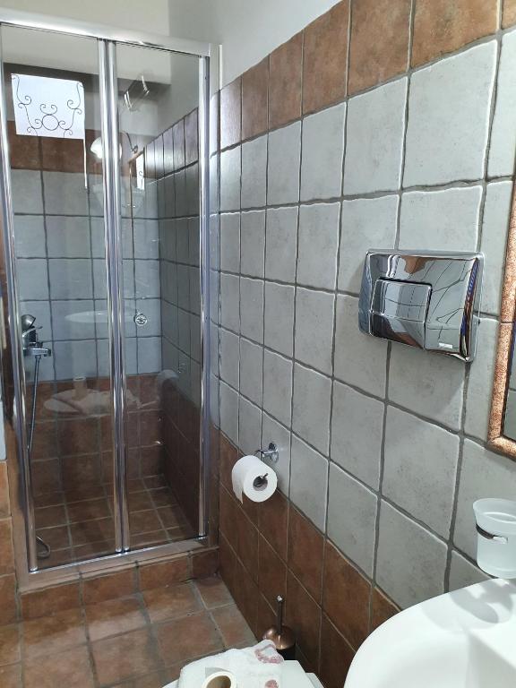 Semeli Guesthouse - 11