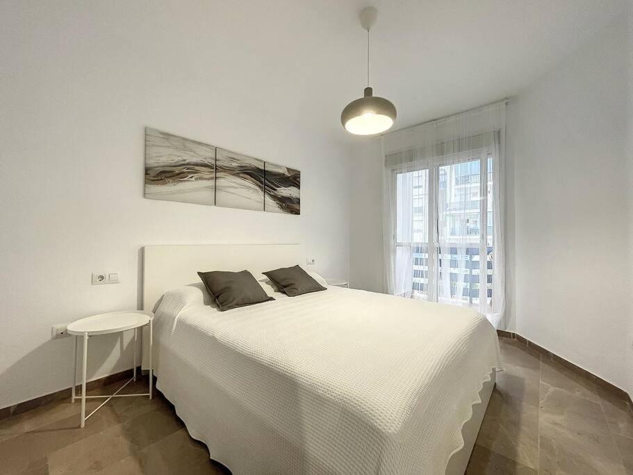 Oferta última hora! Con vistas al mar y piscina، إِستيبونا ...
