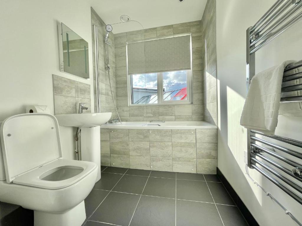 Fotografie z fotogalerie ubytování Bayard Plaza Penthouse Apartments v destinaci Peterborough
