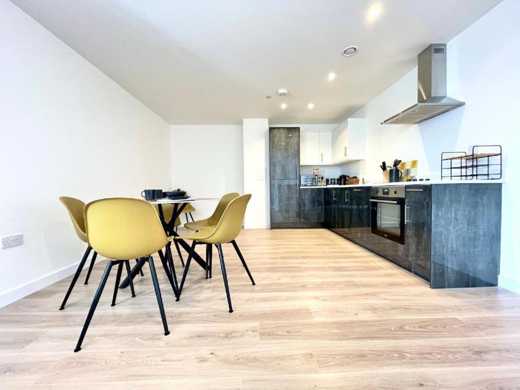 Fotografie z fotogalerie ubytování Bayard Plaza Penthouse Apartments v destinaci Peterborough