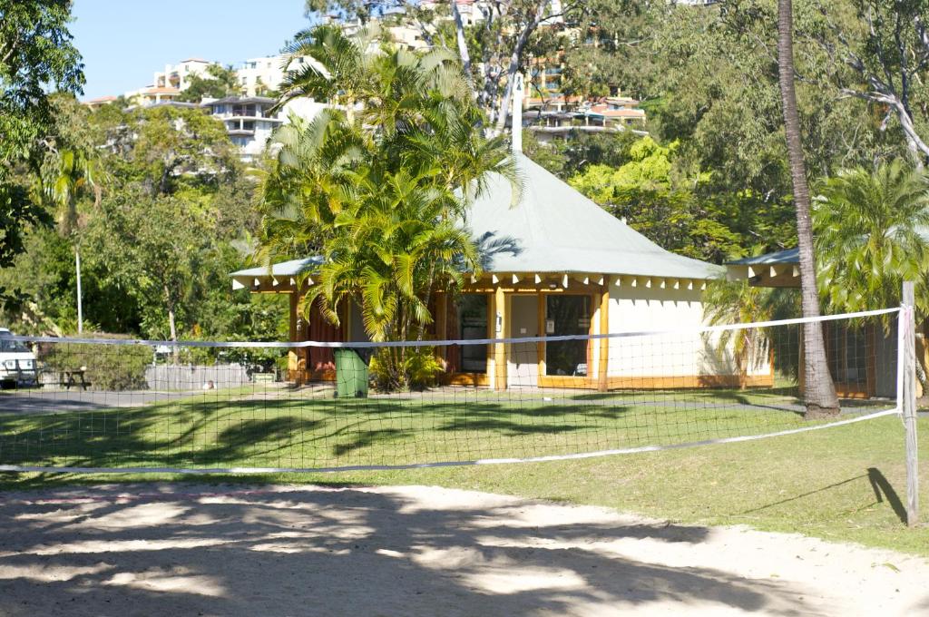 Nomads Airlie Beach, Airlie Beach – Updated 2023 Prices