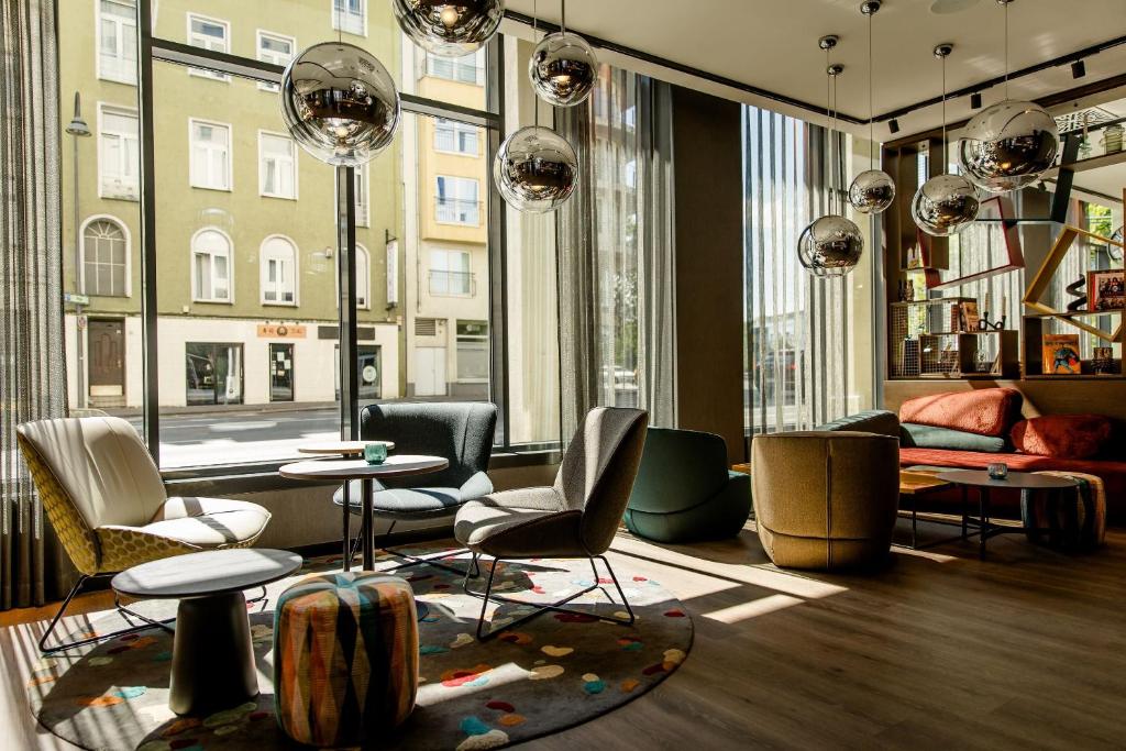 Motel One Köln-Mediapark - Resim 7