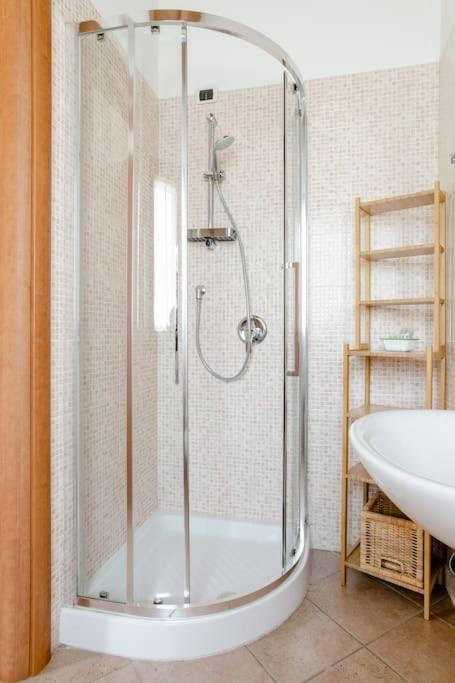 A bathroom at Agriturismo Ai Carpini