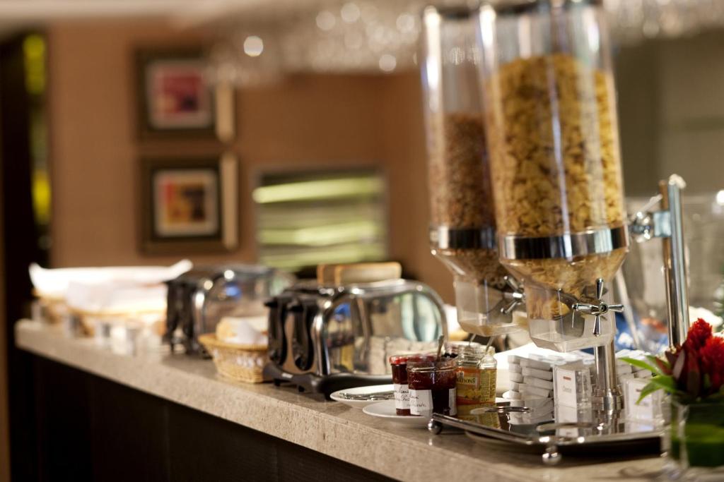 Cibo presso l'hotel o nelle vicinanze