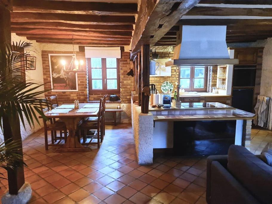 Fotografie z fotogalerie ubytování Maison Marcks Champagne v destinaci Ay