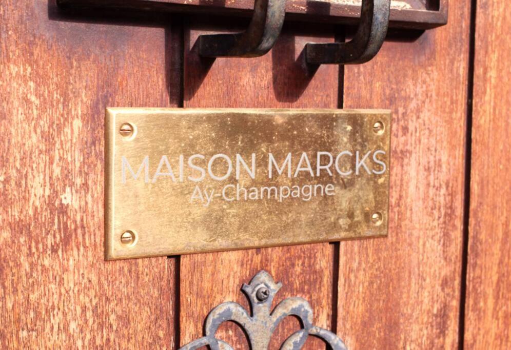 Certifikát, hodnocení, plakát nebo jiný dokument vystavený v ubytování Maison Marcks Champagne