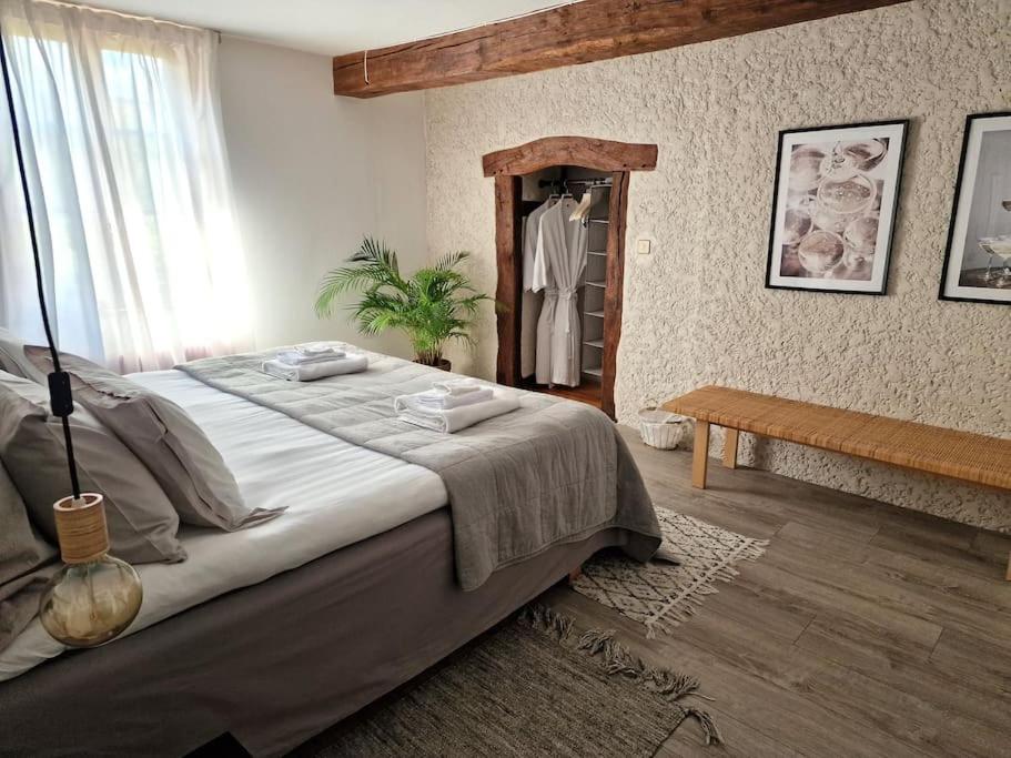 Postel nebo postele na pokoji v ubytování Maison Marcks Champagne