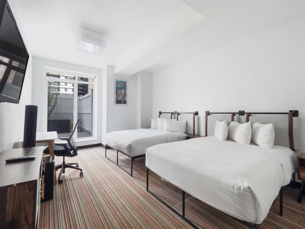 The Herald by LuxUrban - Two Double Beds, Deluxe, Balcony, Non-Smoking