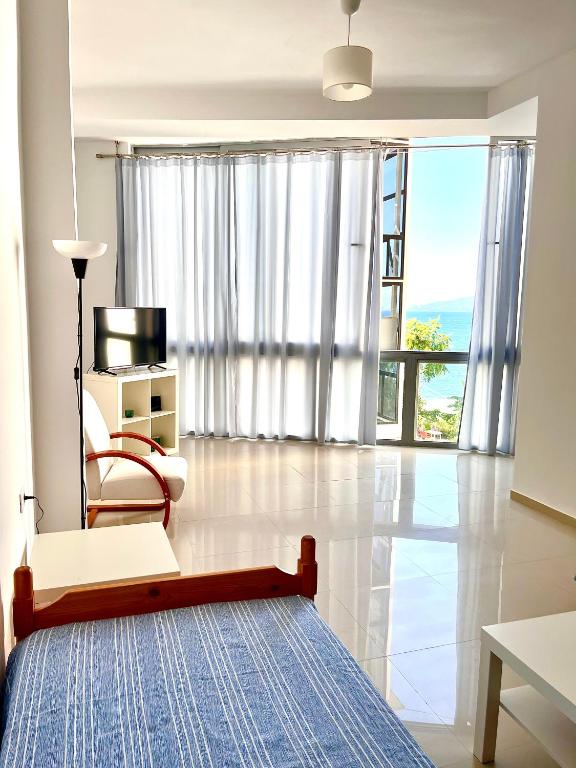 Blue Saranda room - Image 2