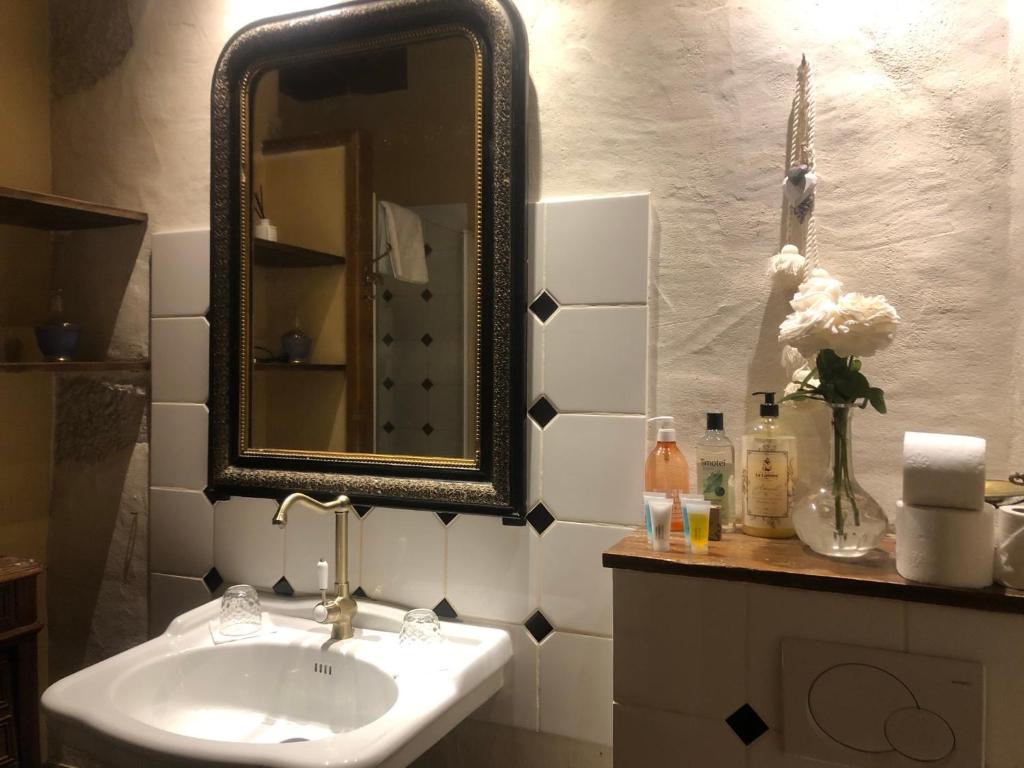 Domaine du Très-Haut - Château de Montanges - Habitación Doble De Lujo Con Ducha
