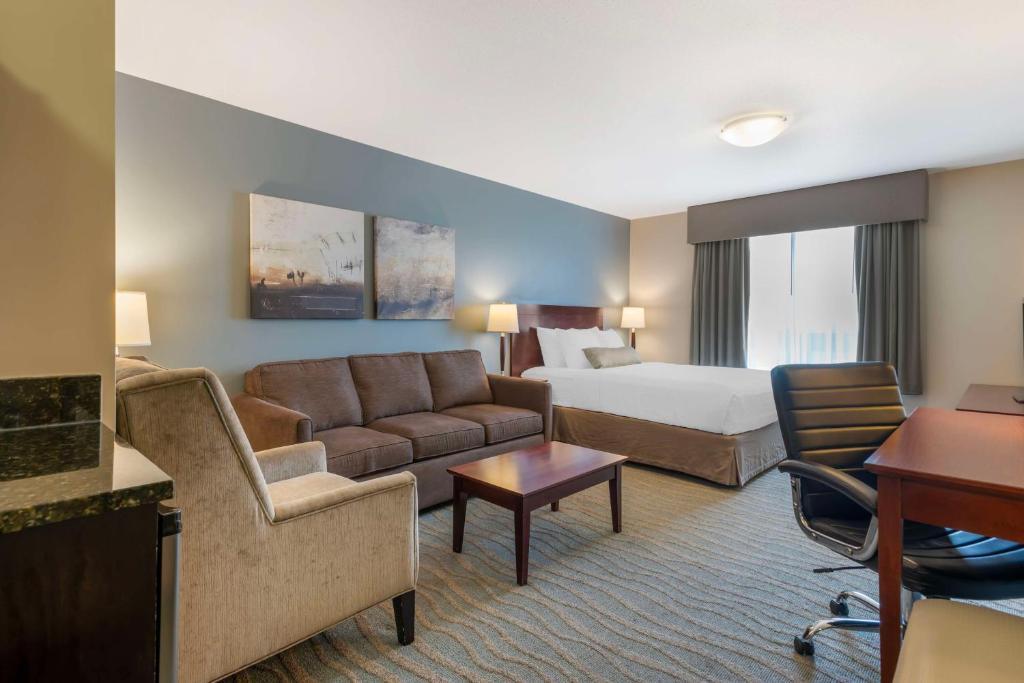 Best Western Rocky Mountain House Inn & Suites - King Suite Con Bañera De Hidromasaje - No Fumar