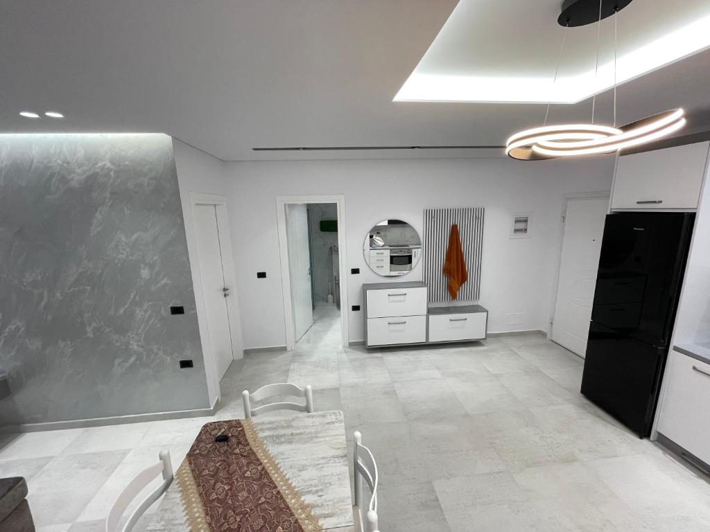 Alpha Lux Apartment - Imazhi 3