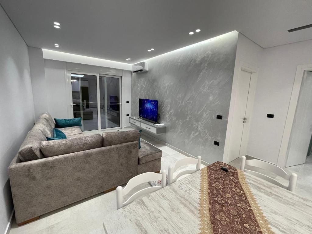 Alpha Lux Apartment - Imazhi 8