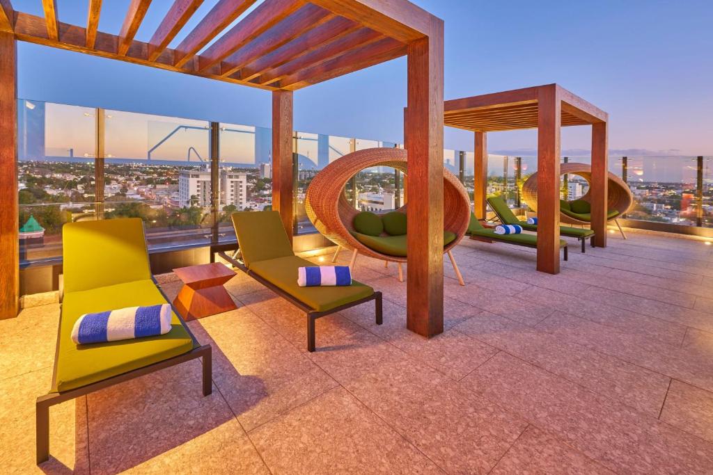 Posezení v ubytování City Express Plus by Marriott Merida