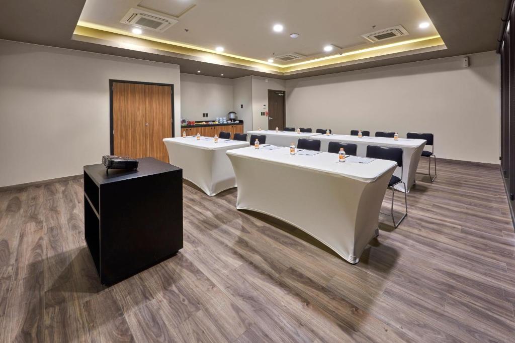 City Express Plus by Marriott Merida photo